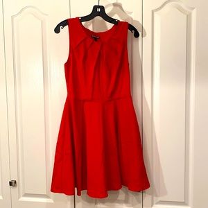 Express shimmer red classic fit and flare mini dress pleated keyhole neck sz 4